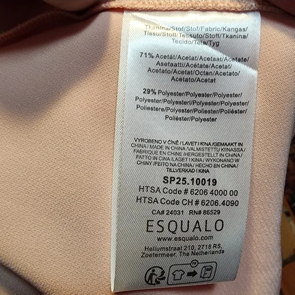 ESQUALO Soft Pink V-Neck Blouse - Picture 10 of 11